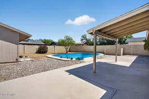 1650 W Campo Bello Dr, Phoenix, AZ 85023 - Photo 14