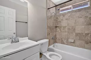 1650 W Campo Bello Dr, Phoenix, AZ 85023 - Photo 8