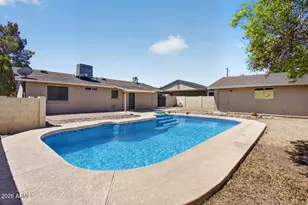 1650 W Campo Bello Dr, Phoenix, AZ 85023 - Photo 12