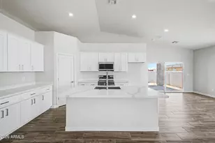 11064 W Torren Dr, Arizona City, AZ 85123 - Photo 12