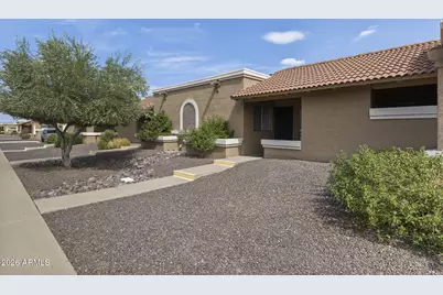 312 W Yukon Drive #2, Phoenix, AZ 85027 - Photo 2