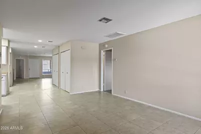 312 W Yukon Drive #2, Phoenix, AZ 85027 - Photo 6