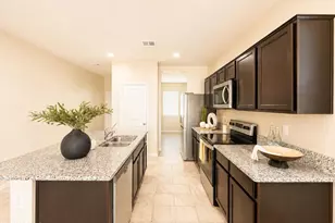 7836 West Riverside Avenue, Phoenix, AZ 85043 - Photo 4
