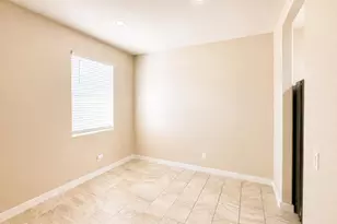 7836 West Riverside Avenue, Phoenix, AZ 85043 - Photo 6