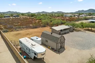 1011 E Maddock Rd, Phoenix, AZ 85086 - Photo 44