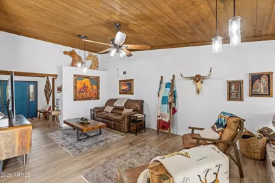 1011 E Maddock Road, Phoenix, AZ 85086 - Photo 16