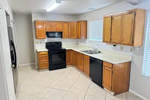 630 E Jensen St, Mesa, AZ 85203 - Photo 6