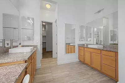 3671 E Aquarius Place, Chandler, AZ 85249 - Photo 34