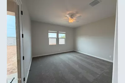 15946 W Sand Hills Road, Surprise, AZ 85387 - Photo 14