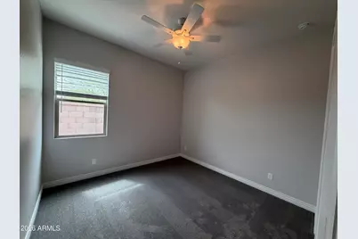 15946 W Sand Hills Road, Surprise, AZ 85387 - Photo 16