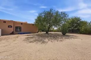 31 E Desert Hills Dr, Phoenix, AZ 85086 - Photo 36