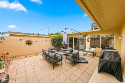 10822 W Santa Fe Drive, Sun City, AZ 85351 - Photo 24