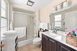 10822 W Santa Fe Dr, Sun City, AZ 85351 - Photo 14