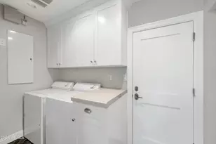 2626 E Arizona Biltmore Cir, Phoenix, AZ 85016 - Photo 28