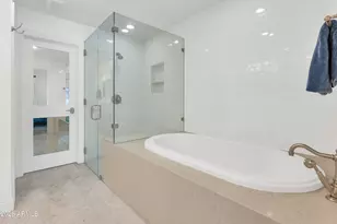 2626 E Arizona Biltmore Cir, Phoenix, AZ 85016 - Photo 20