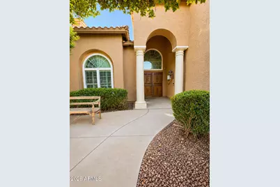 3820 E Amberwood Drive, Phoenix, AZ 85048 - Photo 2