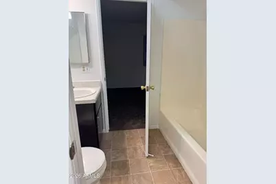1545 E Sahuaro Drive #15, Phoenix, AZ 85020 - Photo 12