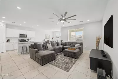 17985 W Avenida Del Sol --, Surprise, AZ 85387 - Photo 10