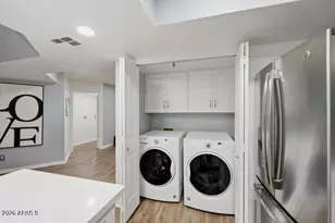 5104 N 32nd St, Phoenix, AZ 85018 - Photo 10