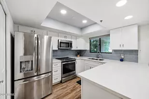 5104 N 32nd St, Phoenix, AZ 85018 - Photo 6