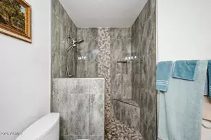 5104 N 32nd St, Phoenix, AZ 85018 - Photo 18