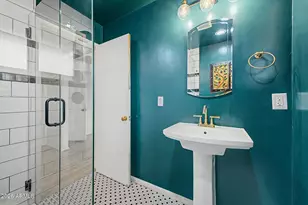 2245 W Osborn Rd, Phoenix, AZ 85015 - Photo 24