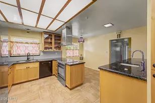 2245 W Osborn Rd, Phoenix, AZ 85015 - Photo 16