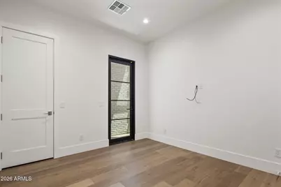 5935 E Calle Tuberia --, Phoenix, AZ 85018 - Photo 40