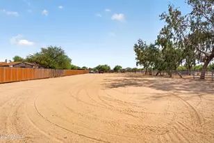 141 E Cloud Rd, Phoenix, AZ 85086 - Photo 88