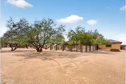 141 E Cloud Road, Phoenix, AZ 85086 - Photo 96