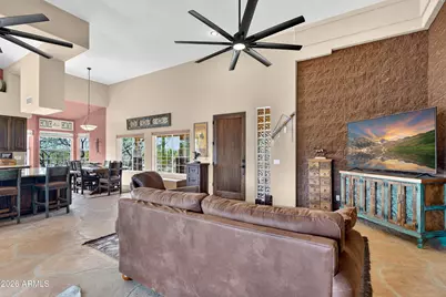 141 E Cloud Road, Phoenix, AZ 85086 - Photo 20