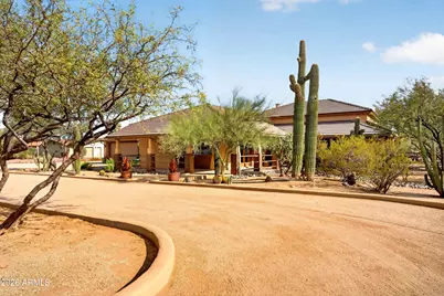 141 E Cloud Road, Phoenix, AZ 85086 - Photo 12