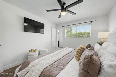 8638 E Valley View Road, Scottsdale, AZ 85250 - Photo 12