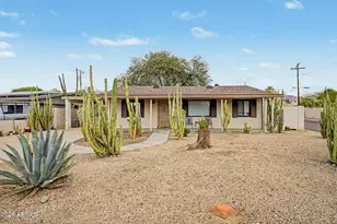 8103 North 11th St, Phoenix, AZ 85020 - Photo 1