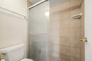 850 S River Dr, Tempe, AZ 85281 - Photo 20