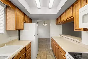 850 S River Dr, Tempe, AZ 85281 - Photo 12