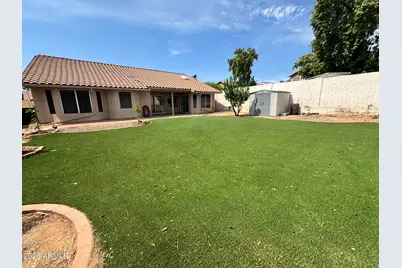 4412 E Hopi St Street, Phoenix, AZ 85044 - Photo 2