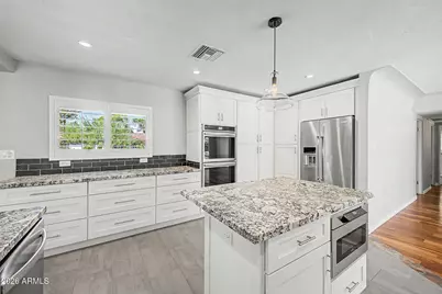 1011 W Palo Verde Drive, Phoenix, AZ 85013 - Photo 10