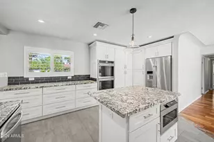 1011 W Palo Verde Dr, Phoenix, AZ 85013 - Photo 10