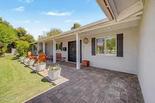 1011 W Palo Verde Dr, Phoenix, AZ 85013 - Photo 4