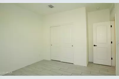 2413 W Sunland Avenue, Phoenix, AZ 85041 - Photo 42