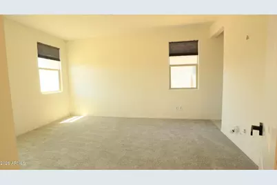 2413 W Sunland Avenue, Phoenix, AZ 85041 - Photo 24