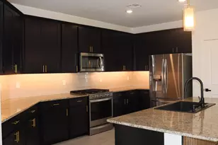 2413 W Sunland Ave, Phoenix, AZ 85041 - Photo 14