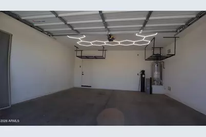 2413 W Sunland Avenue, Phoenix, AZ 85041 - Photo 6