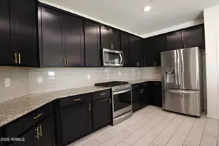 2413 W Sunland Ave, Phoenix, AZ 85041 - Photo 10