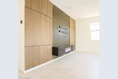 2413 W Sunland Avenue, Phoenix, AZ 85041 - Photo 18