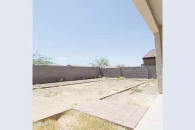 2413 W Sunland Avenue, Phoenix, AZ 85041 - Photo 46