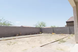 2413 W Sunland Ave, Phoenix, AZ 85041 - Photo 46