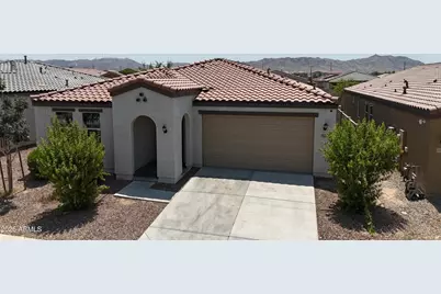 2413 W Sunland Avenue, Phoenix, AZ 85041 - Photo 2