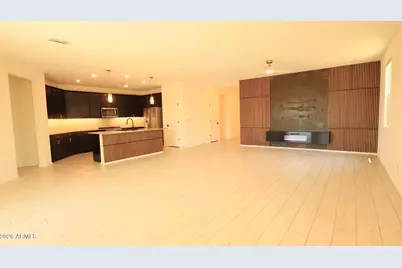 2413 W Sunland Avenue, Phoenix, AZ 85041 - Photo 16
